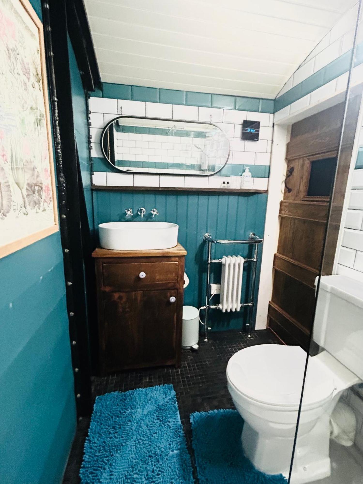 The Railway Carriage - Blue Villa Glasbury Dış mekan fotoğraf
